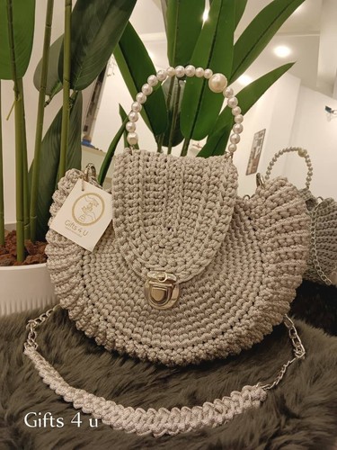 Borsa mano all - borsa, a