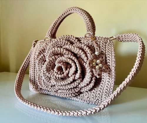 Borsa all uncinetto - borsa, a